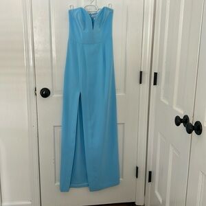 Amanda uprichard gown